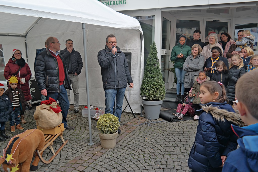 Wissener Weihnachtsshopping lutet Adventszeit ein