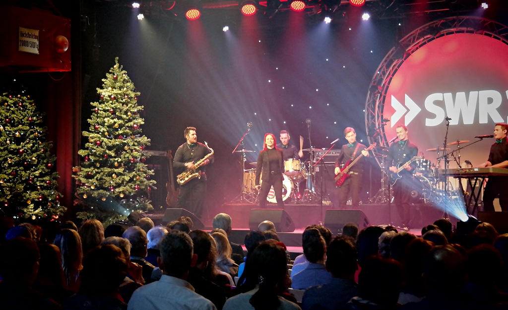 Die Siegerband des 10. SWR1-Weihnachtssong-Contests: Fohr Five aus Deesen im Westerwald. (Fotos: rst) 