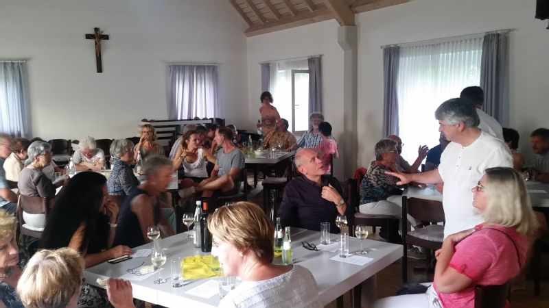 Biblische Weinprobe mit Kalle Grundmann und viel Humor