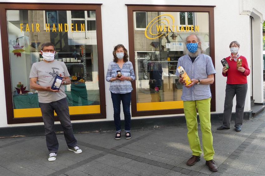 Vorstand Aktionskreis Eine Welt Handel: Karl-Heinz Dorka, Christel Schuh, Hermann Hesse, Anne Rickert (Foto: Weltladen Betzdorf)