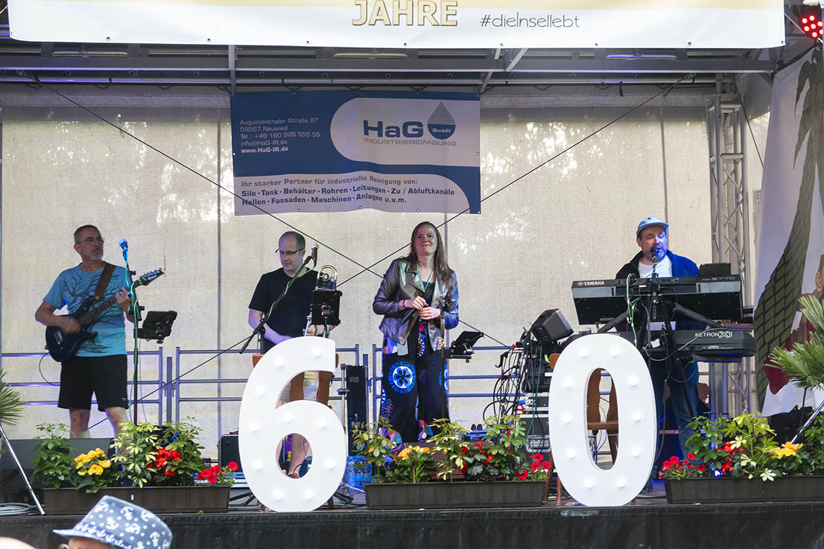 Jubilumsfest mit Musik, Markt und Knalleffekt auf der Wiedinsel Niederbieber 