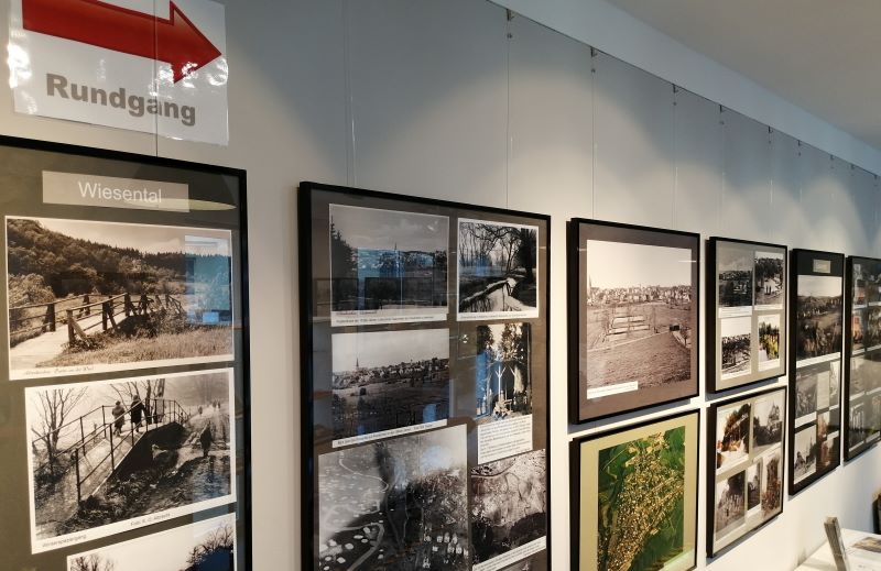 Wieder einmal erlaubt eine Ausstellung im Historischen Quartier Einblicke in die Geschichte Altenkirchens. (Foto: hak)