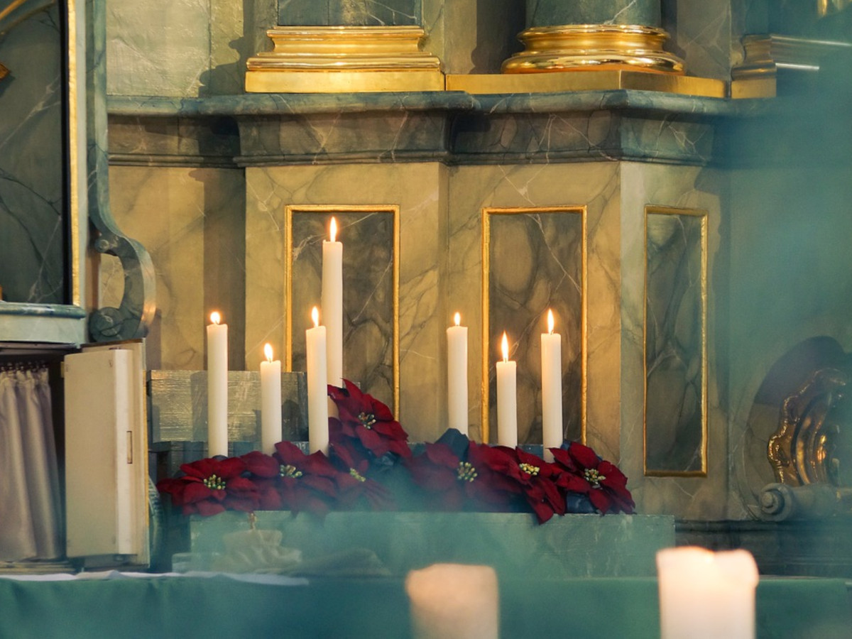 Weihnachtsgottesdienste: Bei der Katholischen Kirchengemeinde Kreuzerhhung nur mit Anmeldung