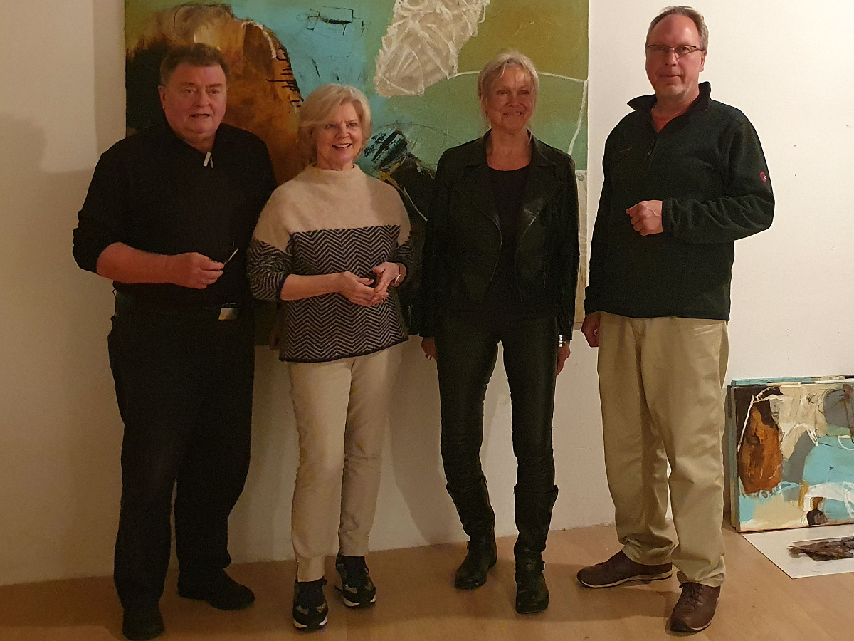 Von links: Friedhelm Zllner, Brigitte Struif, Karin Kunczik-Rdiger und Dierk Osterloh. (Foto: Bernd Hbel)