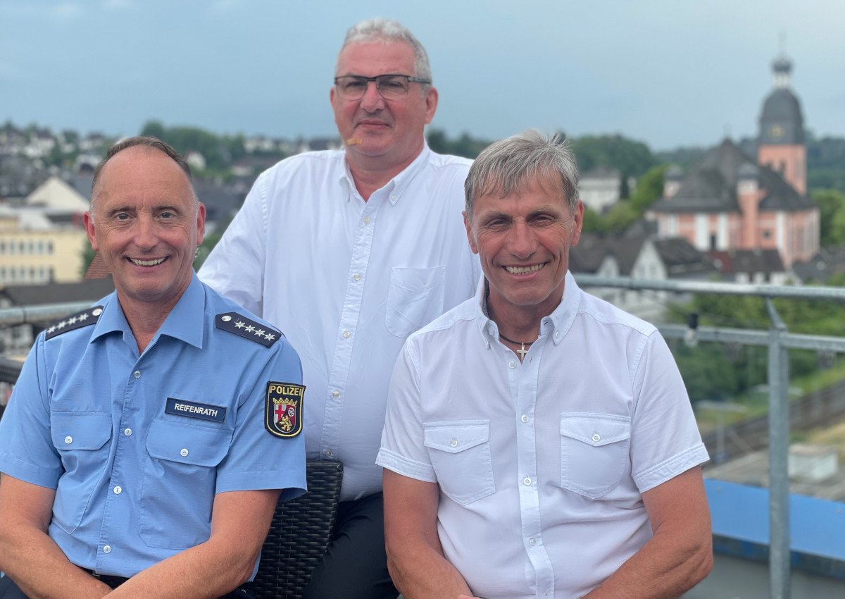 Amtswechsel bei Polizeiwache Wissen: Frank Reifenrath bernimmt das Amt von Rainer Greb