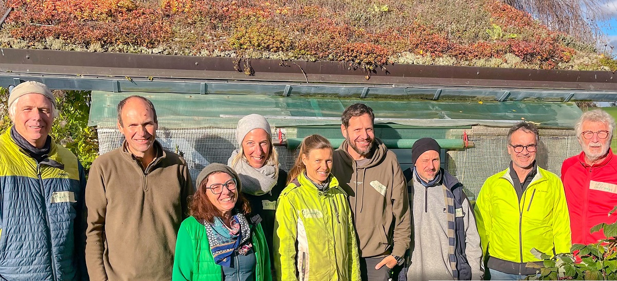 Die Teilnehmer des Workshops Dachbegrnung der Naturschutzinitiative (Foto: Naturschutzinitiative e.V)