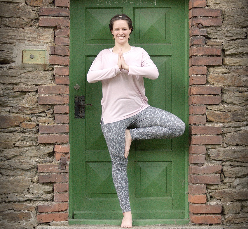 Pro Woche bietet Yogalehrerin Jennifer Endres aus Betzdorf online drei bis vier unterschiedliche Kurse an, Start ist Anfang Mai. (Foto: KVHS)