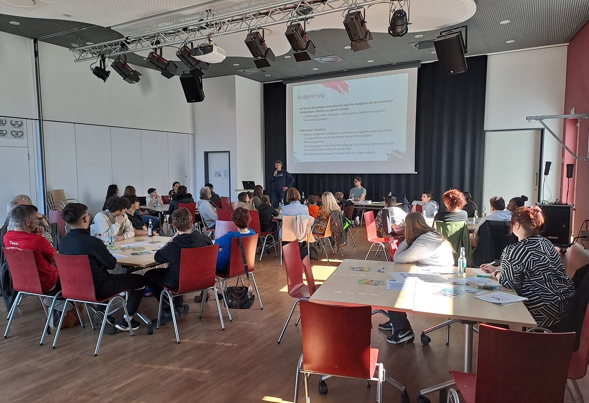 Neuwieds Jugend entscheidet mit ber zuknftige Freizeitangebote. (Foto: Stephan Amstad)