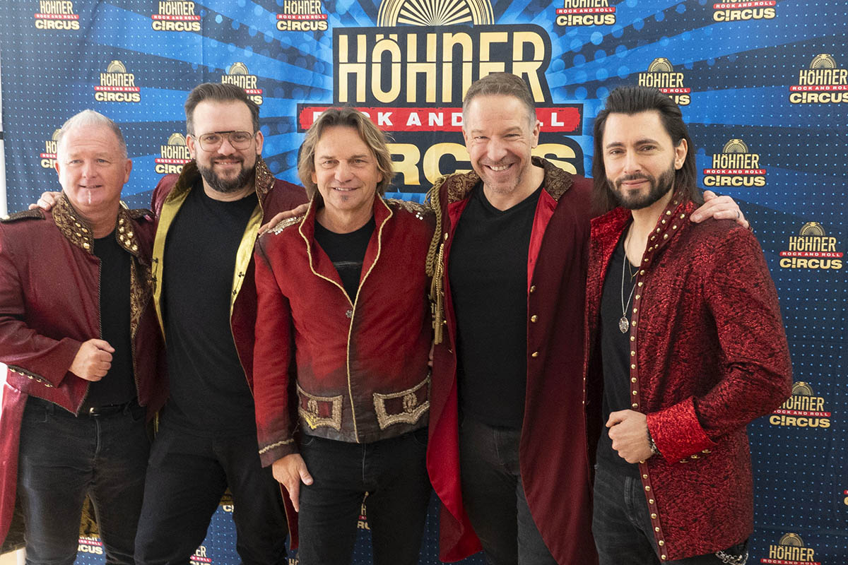 Die Hhner gastieren mit ihrem "Rock and Roll Circus" in Koblenz