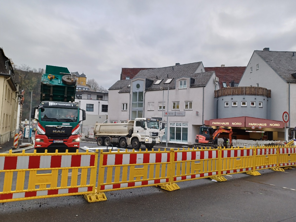 Zum Abschluss der Arbeiten an der Bahnhofstrae und der Wallstrae muss der Kreuzungsbereich Wilhelm-Mangels-Strae und Freiherr-vom-Stein-Strae fr etwa drei Wochen komplett gesperrt werden. Beginn der Sperrung ist am 27. November. (Bild: VG Montabaur / Christina Wei) 