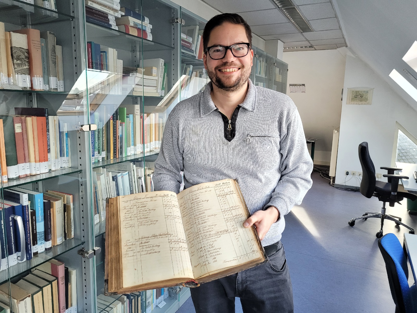Dennis Rhrig leitet die Digitalisierung. (Bild: Stadt Montabaur / Viola Marschall)