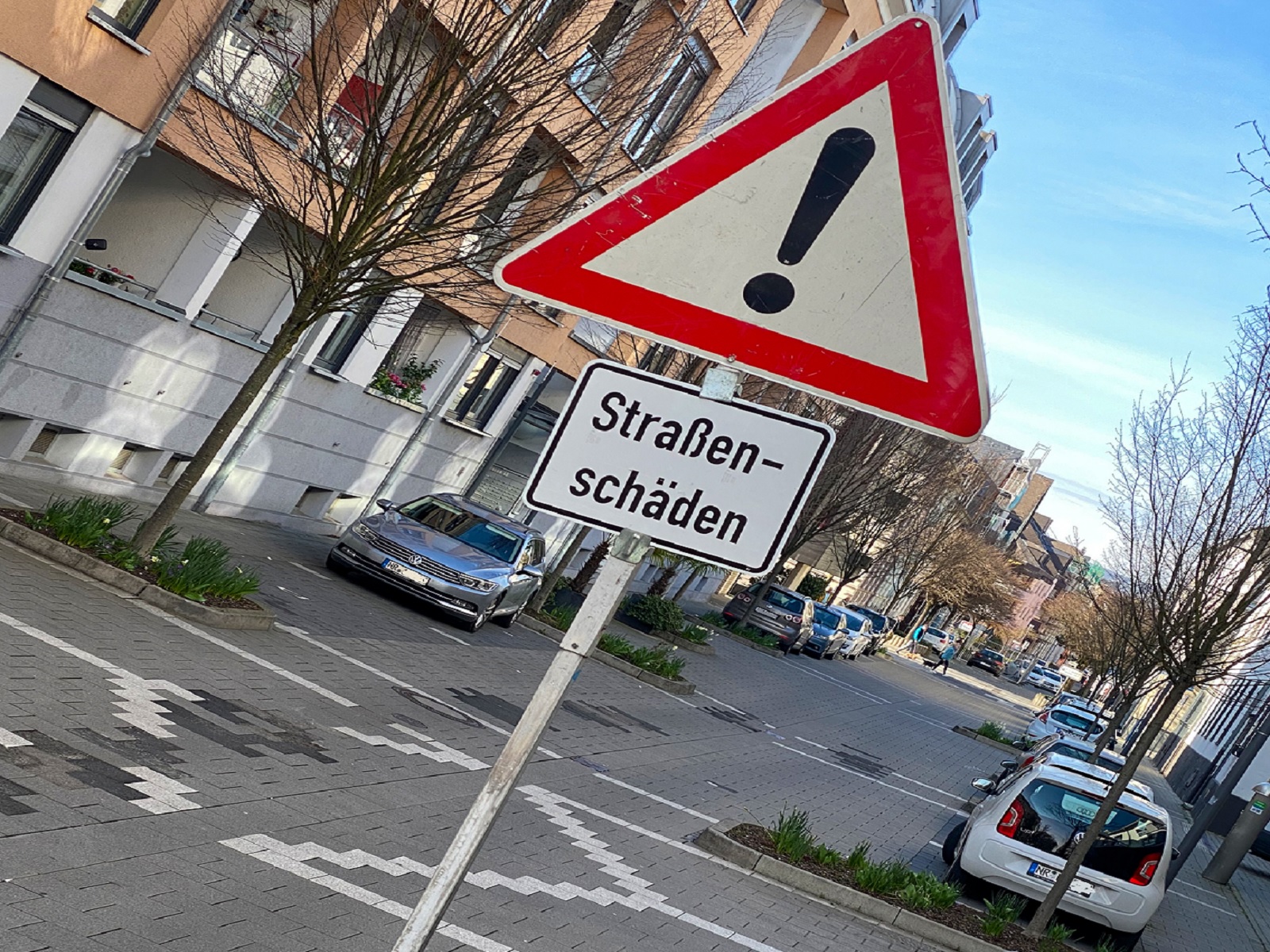 Erneute Straenschden durch Baustellenfahrzeuge: SPD Ortsverein Neuwied fordert strkere Sensibilisierung