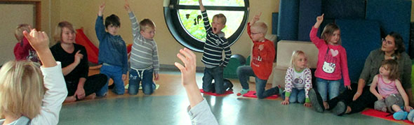 Abstimmungen im Kinderparlament, da knnte so mancher von lernen. Foto: Kita