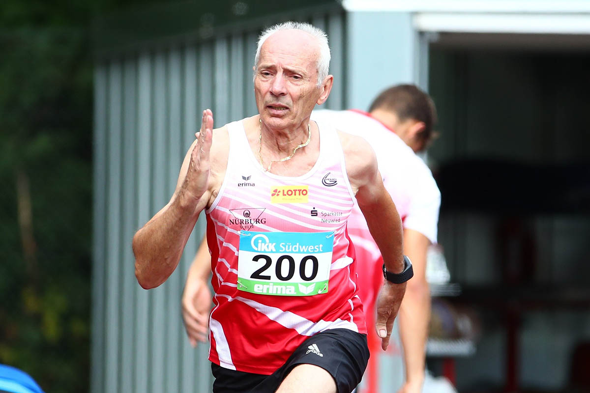 Friedhelm Adorf lief in Konz ber 400 Meter deutsche Jahresbestleistung fr die Altersklasse M75. Foto: Verein