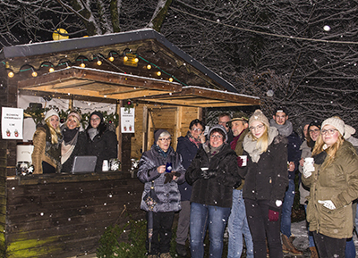 Spa beim ersten Fensdorfer Adventszauber. Foto: Ortsgemeinde