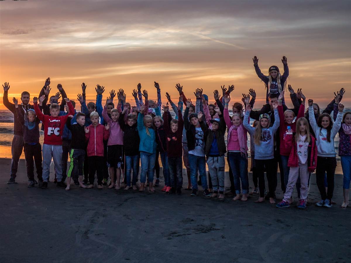 Auf eine frische Nordseebrise muss in diesem Jahr leider verzichtet werden. Strandbaden und Sonnenuntergnge am Meer werden im Sommer 2022 aber wieder fester Bestandteil des Freizeit-Programms sein, gibt sich der Veranstalter der Amelandfreizeit, die katholische Jugend Bruche, in einer Mitteilung sicher. (Foto: kath. Jugend Bruche)