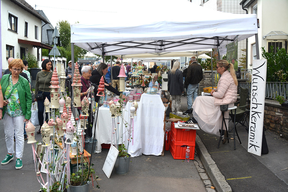 Ransbach-Baumbach am Anschlag: T�pfermarkt, Oldtimer und verkaufsoffener Sonntag