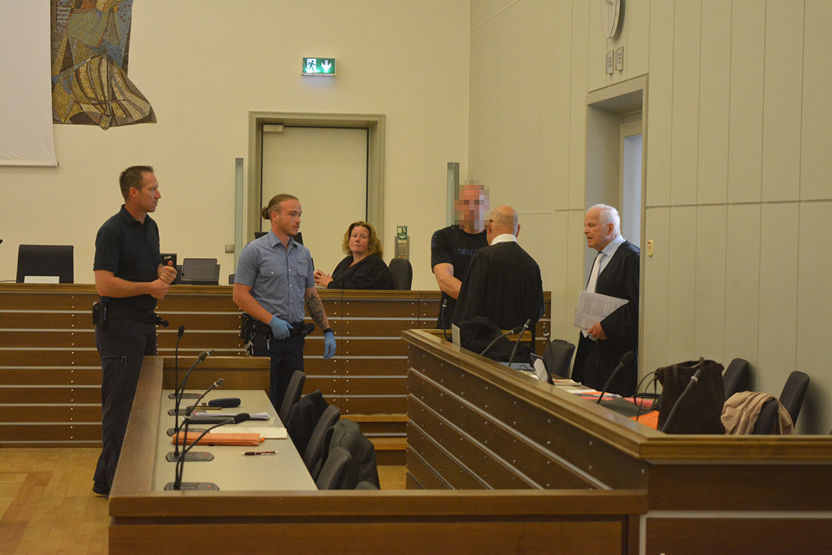 Grausamer Doppelmord  Prozess beim Schwurgericht des Landgerichts Koblenz hat begonnen