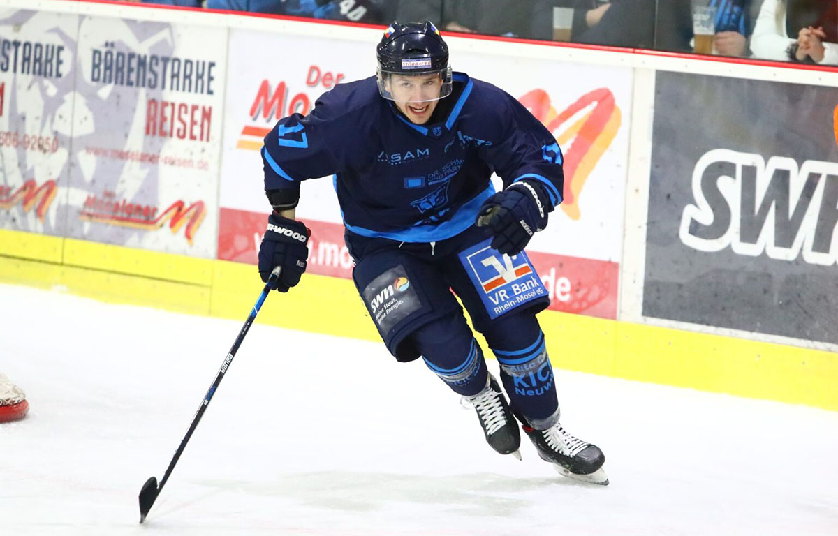 Sven Asbach wird weiterhin das Trikot der Neuwieder Bren tragen. (Foto: EHC Die Bren)