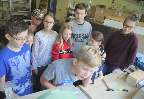 86 Fnftklssler starteten an der August-Sander-Schule 