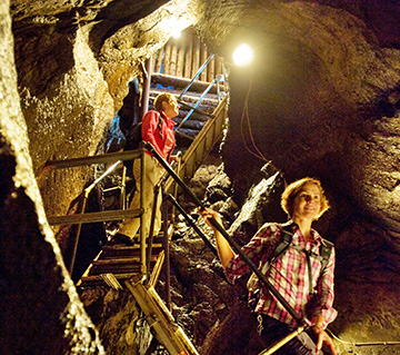 In der Limbacher Dachschiefergrube Assberg, der wohl grten und ltesten des Westerwaldes, wurde auch unter Tage Schiefer gebrochen. Foto: Westerwald Touristik-Service