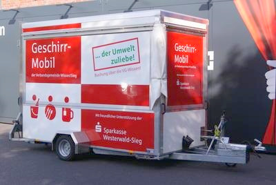 Feiern ohne Kunststoff: Ein Geschirrmobil macht es mglich. (Foto: privat)