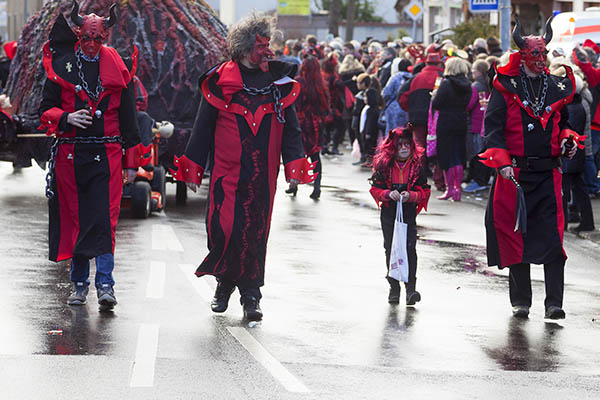 Der Straenkarneval in Neuwied startet in Krze