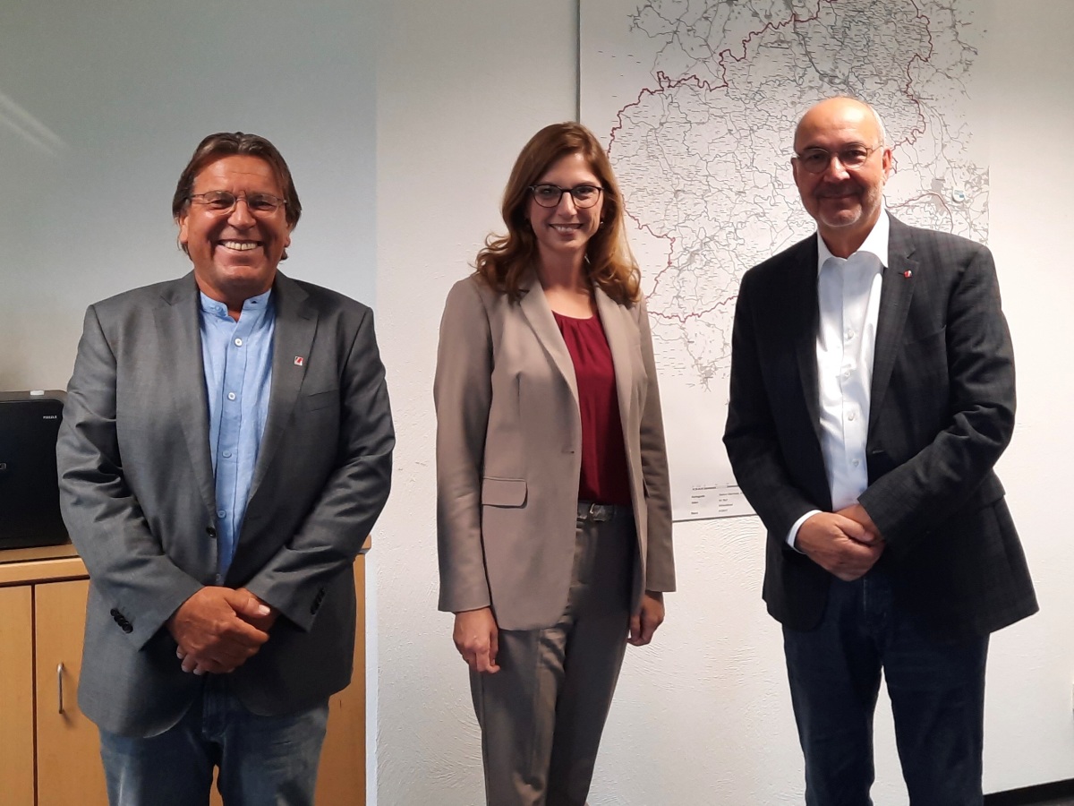 Sabine Btzing-Lichtenther (Mitte) war im Austausch mit Dr. Andreas Bartels und Dr. Peter Heinz von der Kassenrztlichen Vereinigung Rheinland-Pfalz. (Foto: Wahlkreisbro Btzing-Lichtenthler)