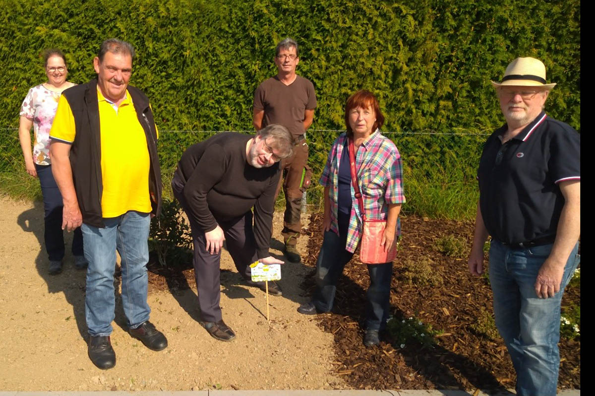 Von links: Antje Holthausen, Leiterin der Lenkungsgruppe, Wolfgang Theis, Michael Klappert, Gerd Khler, Marie-Luise Schreiber und Jrgen Trenk. Foto: privat
