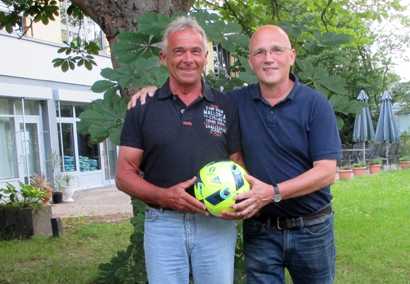 Hans-Jrgen Lenski und Dr. Frank Hostmann (von links) vom Organisationsteam freuen sich auf viele Besucher und Zuschauer. Foto: Verein