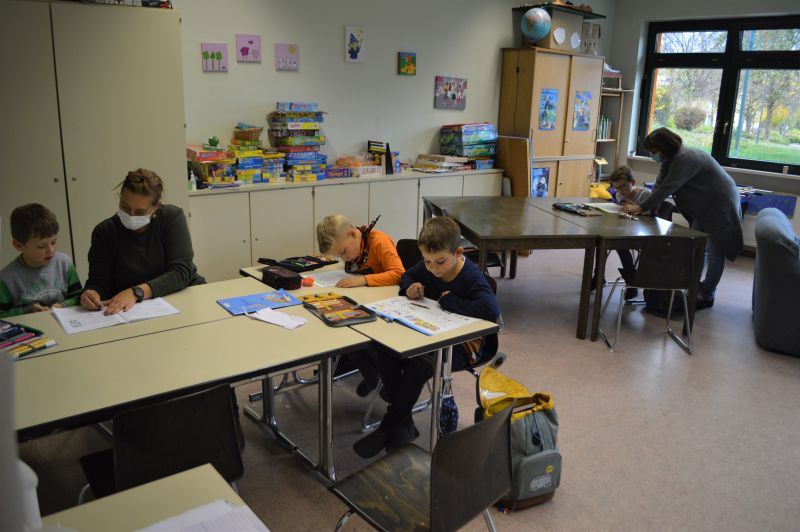 In Nistertal wird das Team der Betreuenden Grundschule um Bianca Wedler und Lisa Neeb nun durch Bettina Teschke (2.v.l.) als dritte Kraft untersttzt. Foto: VG-Verwaltung