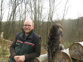 Tim Bettgenhuser mit seinem stndigen Begleiter Xaver. Foto: privat