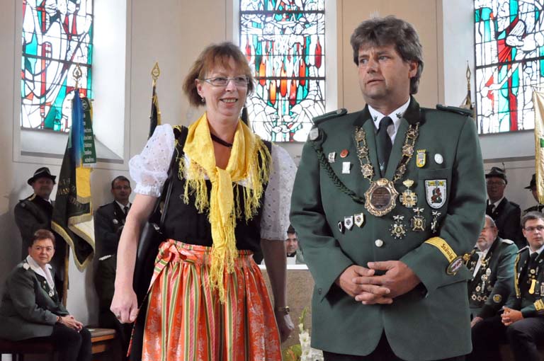 Schtzenbruderschaften im Bezirk Wied feierten neuen Knig 