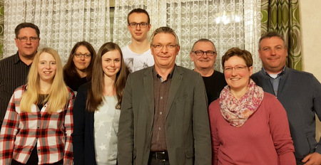 Das Vorstandsteam der Bindweider Bergkapelle: (von links) Bernhard Vogel, Nicole Schfer, Julia Nolde, Anna-Lena Weller, Alexander Weber, Uwe Fischer, Erhard Weller, Brigitte Kohlhas und Volker Seibert. (Foto: Verein)