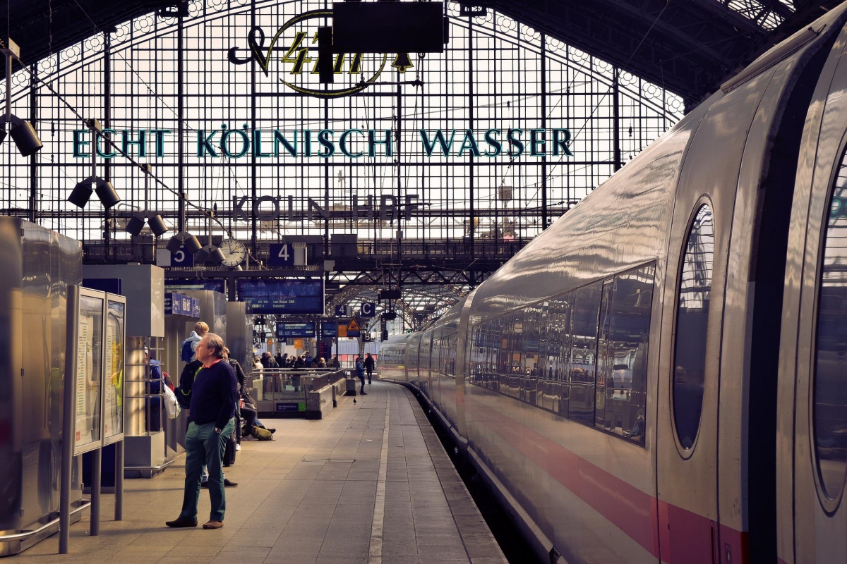 Das Stellwerk am Klner Hauptbahnhof ist defekt. Die Schadenbehebung wird bis voraussichtlich Samstag (10. September) andauern. (Foto: Pixabay)
