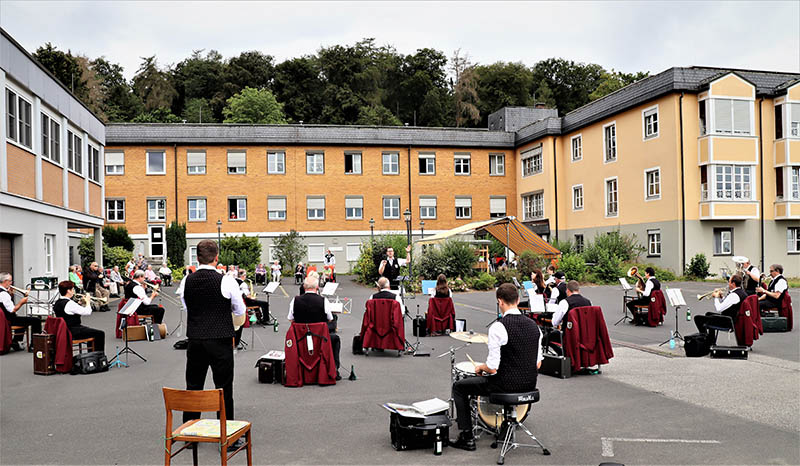 Mutmacher-Konzert im Altenheim mit dem Blasorchester Daubach. Foto: privat 