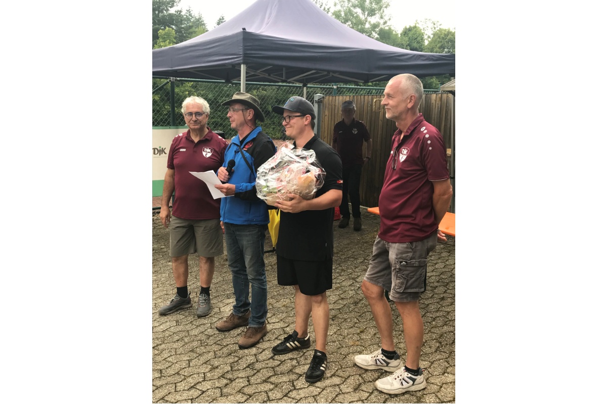 Kleinmaischeider Boule-Verein gewinnt groes Turnier in Betzdorf