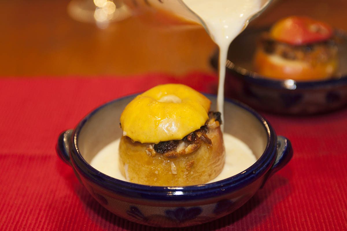 Westerwlder Rezepte - Klassische Bratpfel mit Rosinen und Marzipan