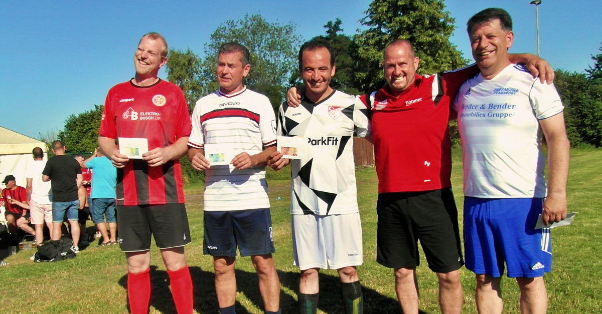 Unter anderem stand das Altherren-Fuballturnier auf dem Programm des Jubilumsfestes. (Foto: Veranstalter)