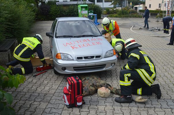 Feuerwehrleistungsabzeichen in Bronze und Silber geschafft