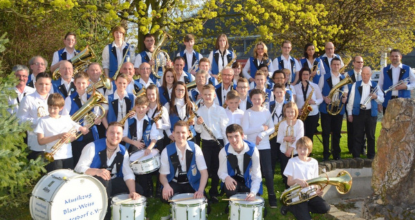 Zum Maifest in Brunken musiziert der Musikverein Blau-Wei aus Leutesdorf. (Foto: Verein) 