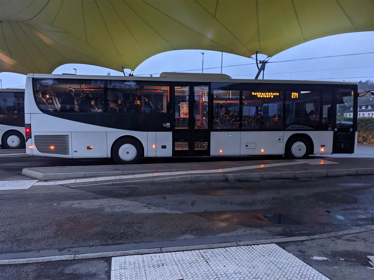 Busfahrer-Streik: Westerwaldbus GmbH versucht, Schlerverkehr aufrecht zu erhalten 
