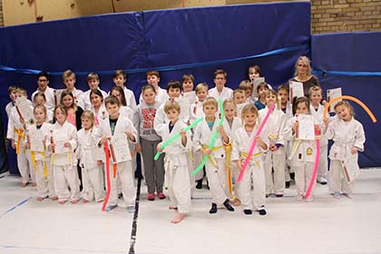 Erfolgreiche Prfungen beim Budo-Sportclub Herdorf