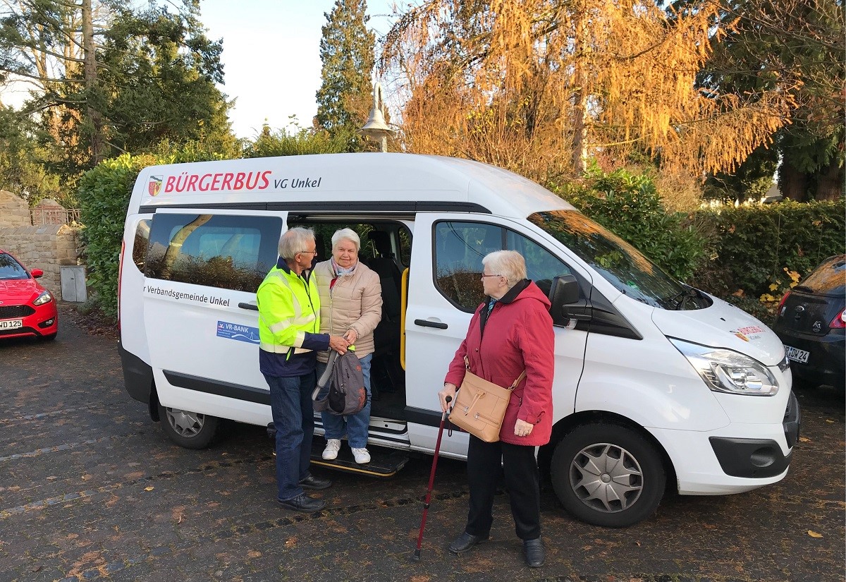 Das Team vom Brgerbus hofft auf weitere Untersttzung. (Foto: privat)