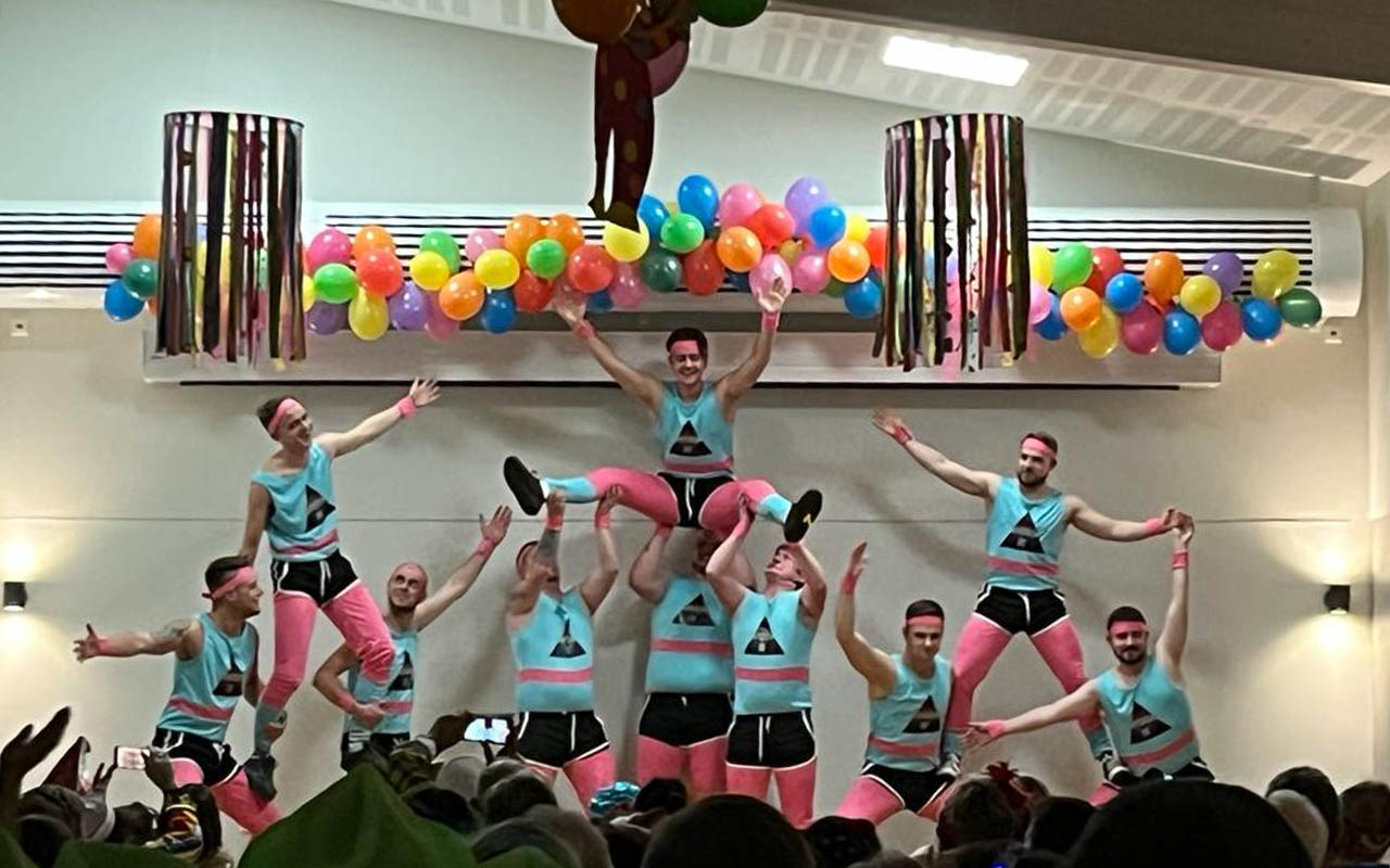 Der "Bunte Abend" war nach drei Jahren Pause ein voller Erfolg. (Fotos: Mhnenverein Hinkelsteiner Reffjer)