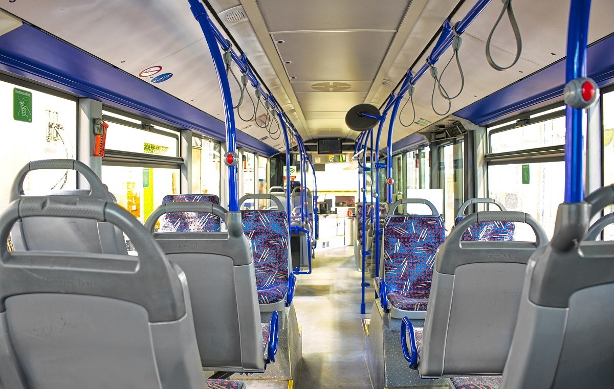 Mit einem Sozialticket fr Menschen mit geringem Einkommen wrden auch Busse und Bahnen auerhalb des Schlerverkehrs im Westerwald besser ausgelastet. (Symbolbild)