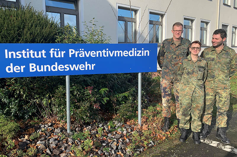 Willi Enns, Franziska Lehmann und Amin Fadel (v.l.). Foto: Deutscher Bundeswehr-Verband