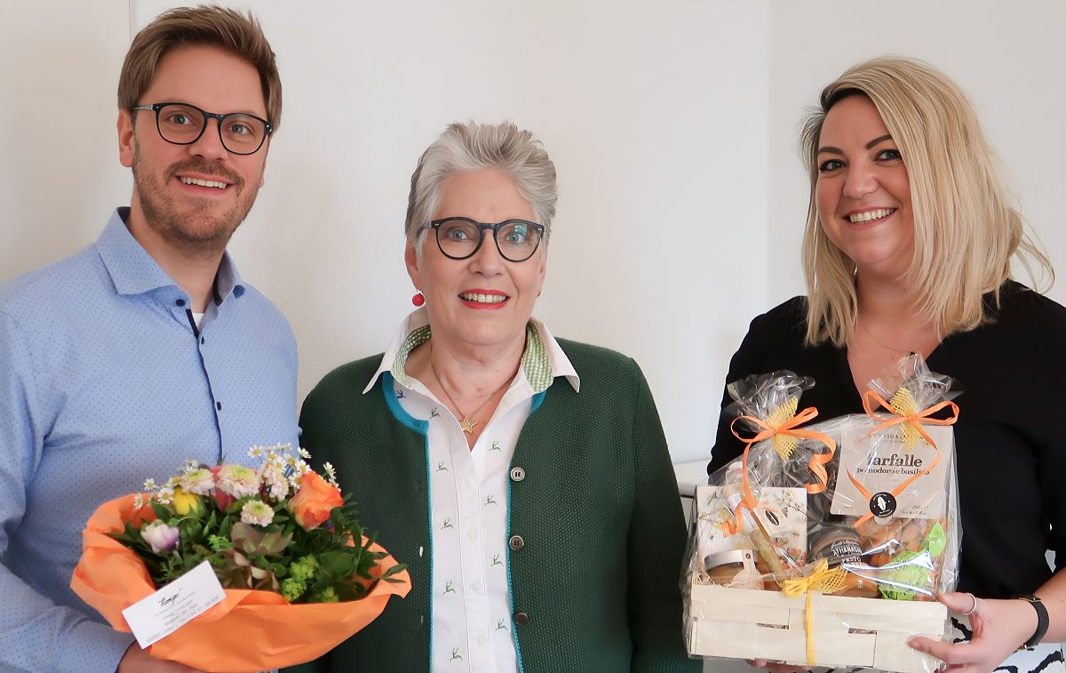 Susanne Neuberger feiert Jubilum als "Grne Dame" (Foto: St. Vincenz-Krankenhaus)