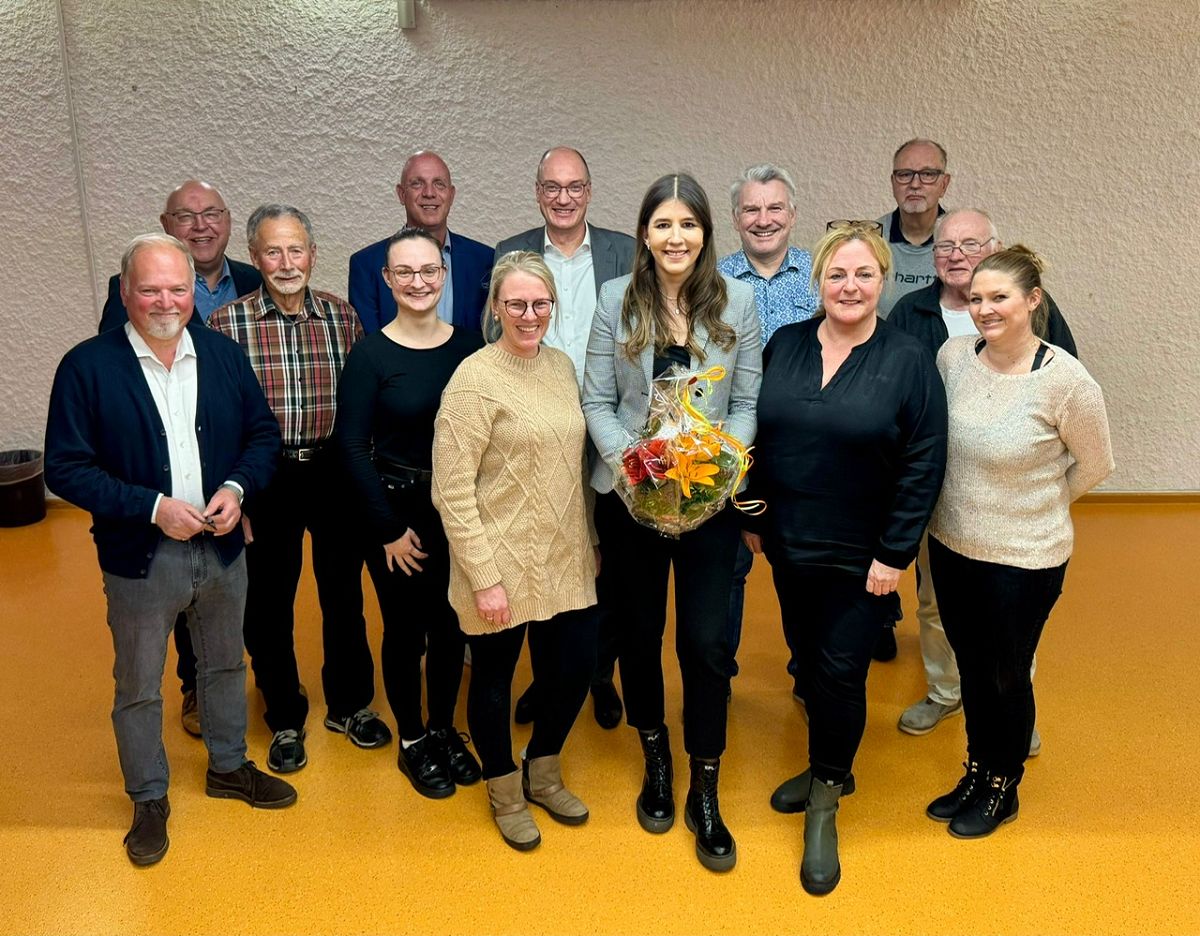 v.l.n.r.: Lothar Khn, Rainer Hilbers, Axel Wehrens, Martin Buchholz, Alina Effertz, Axel Schlzchen, Patricia Clasen, Caroline Brmmelhues, Volker Kisters, Antje Stascheit, Michael Mhlenhoff, Ernst-Dieter Meier, Nina Blum (Foto: Juliane Brmmelhues)