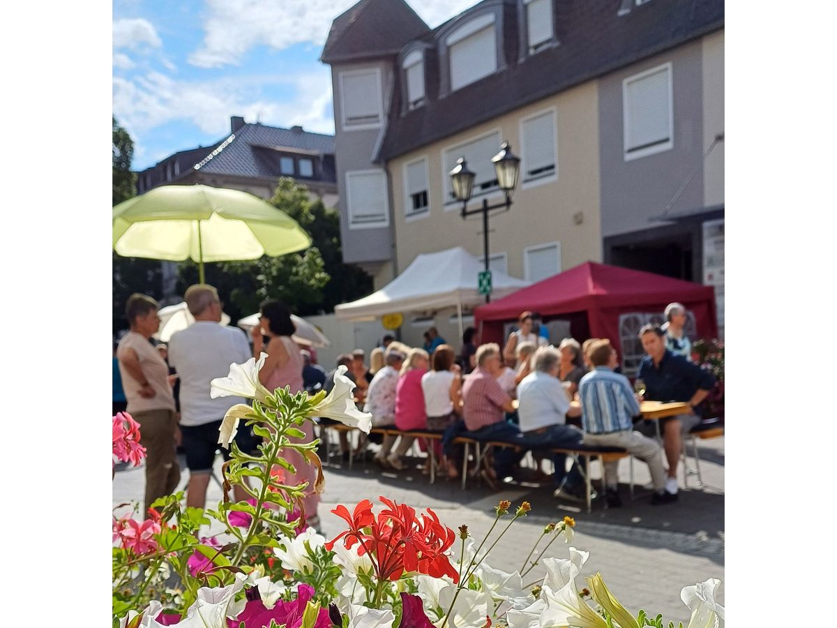 Mitten in Neuwied wird wieder geschlemmt  wer dabei sein will, kann sich noch als Standbetreiber melden. (Foto: Melina Manns)